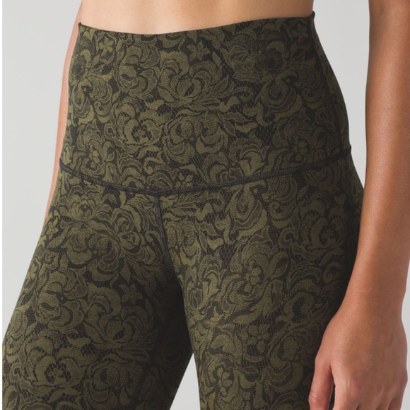 Lululemon Wunder Under Pant (Hi-Rise) Pencil Lace Brave Olive Black SZ 10 - Picture 3 of 5